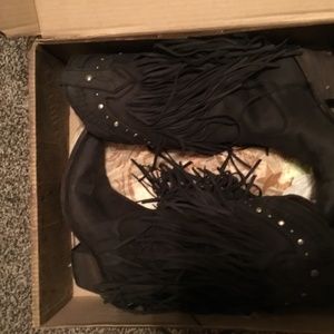 Liberty Black fringe boots black size 6